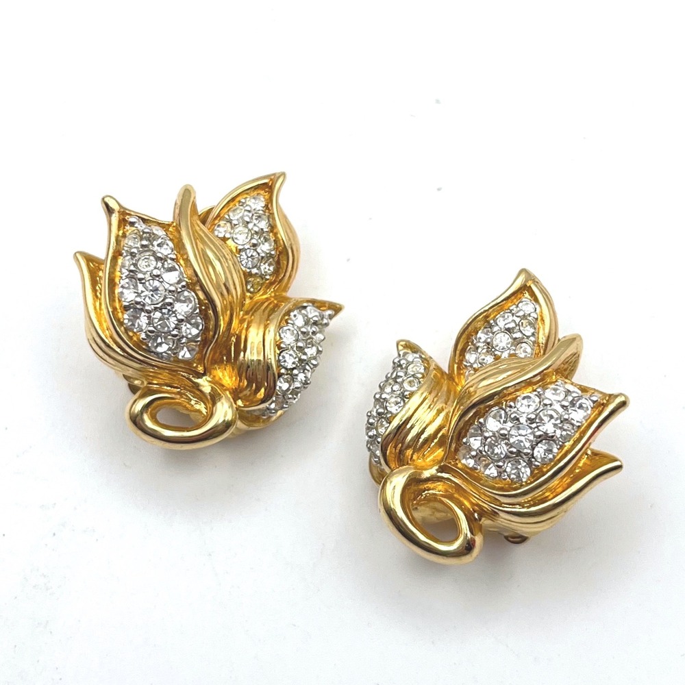 Swarovski Gold Tone Crystal Floral Leaf Clip On Earrings Signed Swan Logo